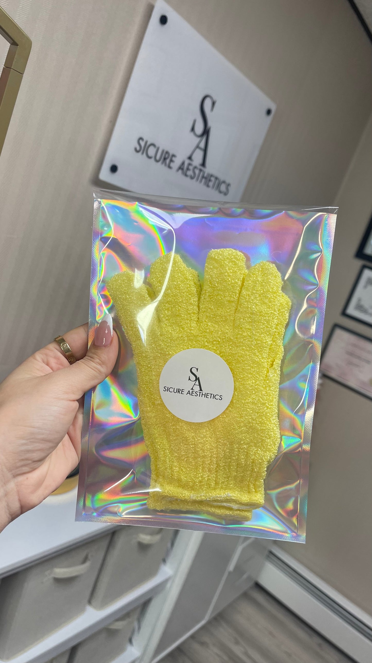 Exfoliating Gloves